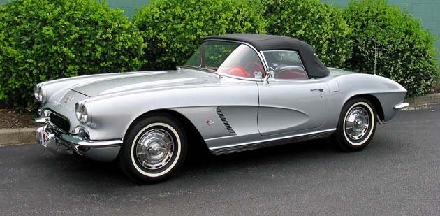 1962 CHEVROLET CORVETTE CONVERTIBLE