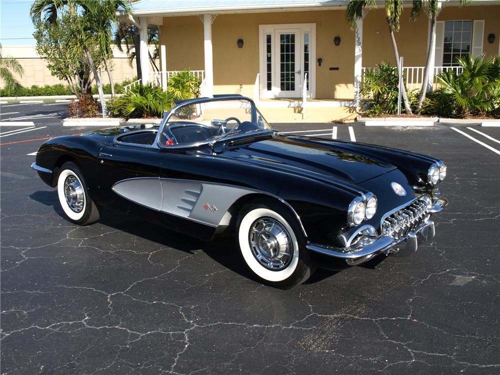 1960 CHEVROLET CORVETTE CONVERTIBLE