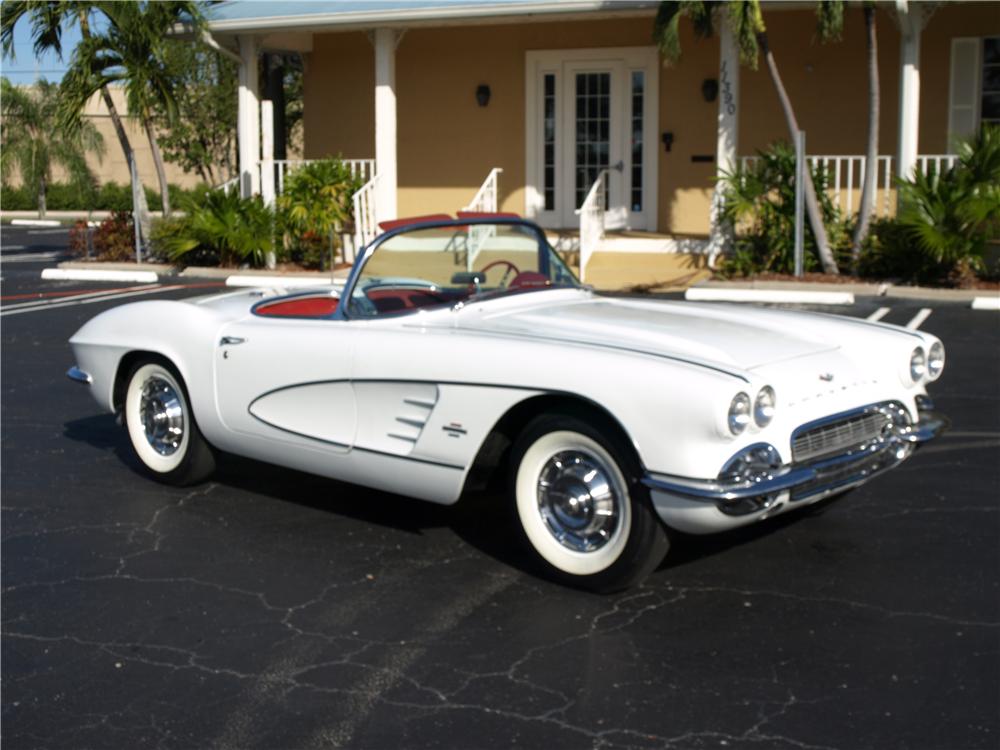 1961 CHEVROLET CORVETTE CONVERTIBLE