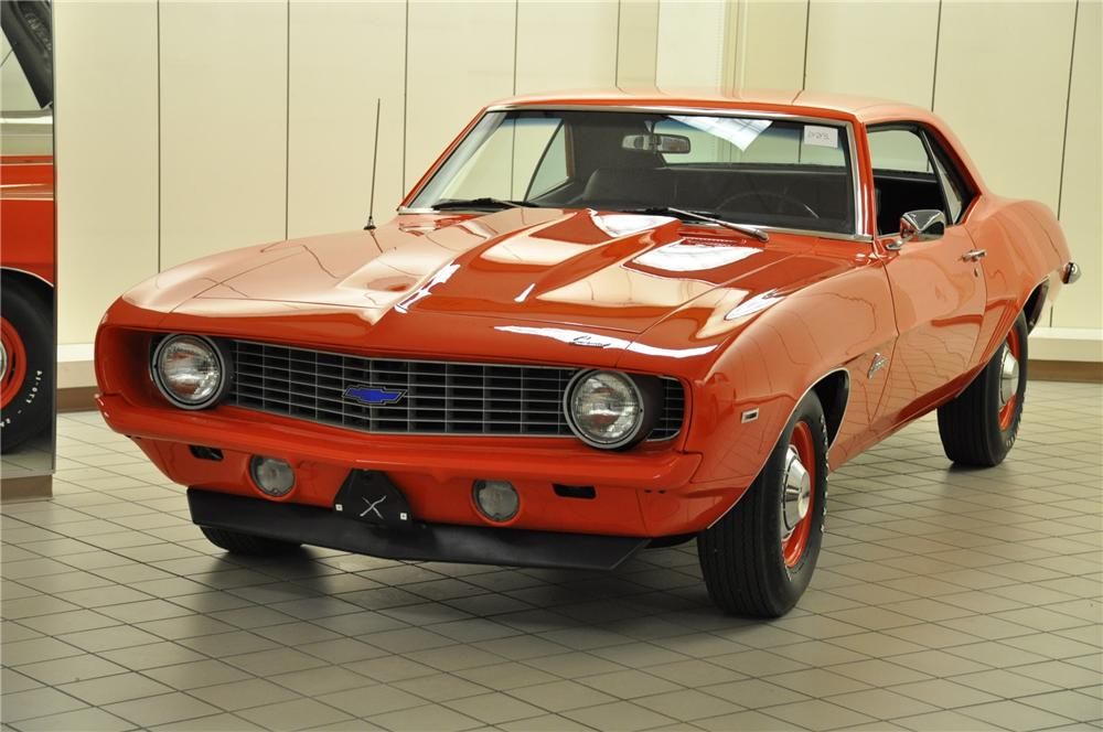 1969 CHEVROLET CAMARO COPO RE-CREATION 2 DOOR COUPE