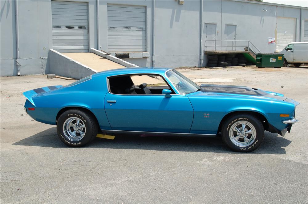 1970 CHEVROLET CAMARO 2 DOOR COUPE