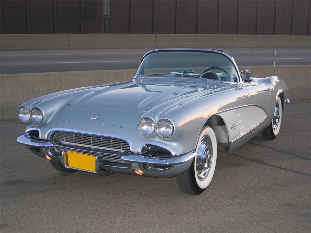 1961 CHEVROLET CORVETTE CONVERTIBLE