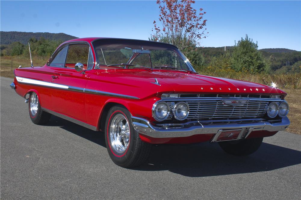 1961 CHEVROLET IMPALA CUSTOM 2 DOOR SPORT COUPE