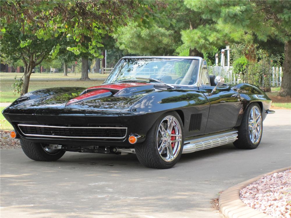1967 CHEVROLET CORVETTE CUSTOM CONVERTIBLE