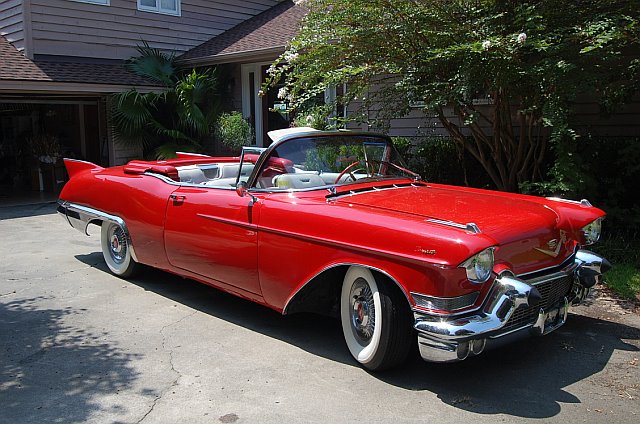 1957 CADILLAC ELDORADO BIARRITZ CONVERTIBLE