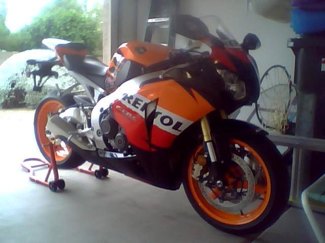 2009 HONDA CBR1000R REPSOL EDITION MOTORCYCLE