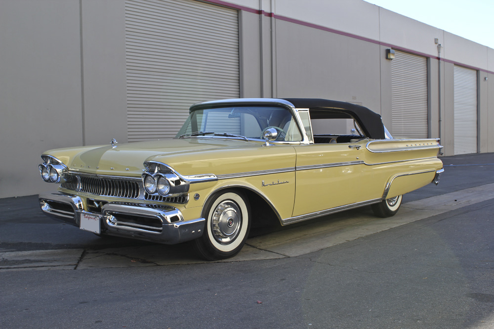 1957 MERCURY MONTCLAIR CONVERTIBLE on Sunday @ 03:00 PM