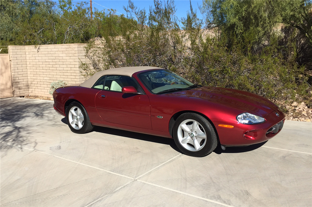 1997 JAGUAR XK8 CONVERTIBLE