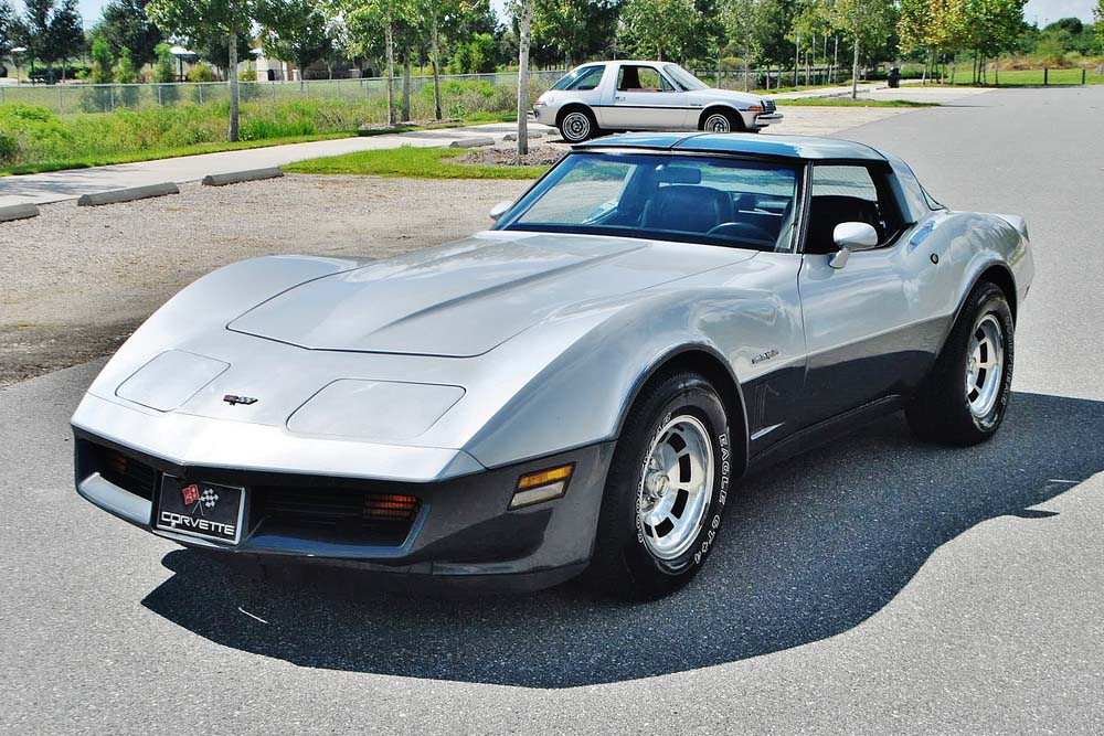 1982 CHEVROLET CORVETTE 