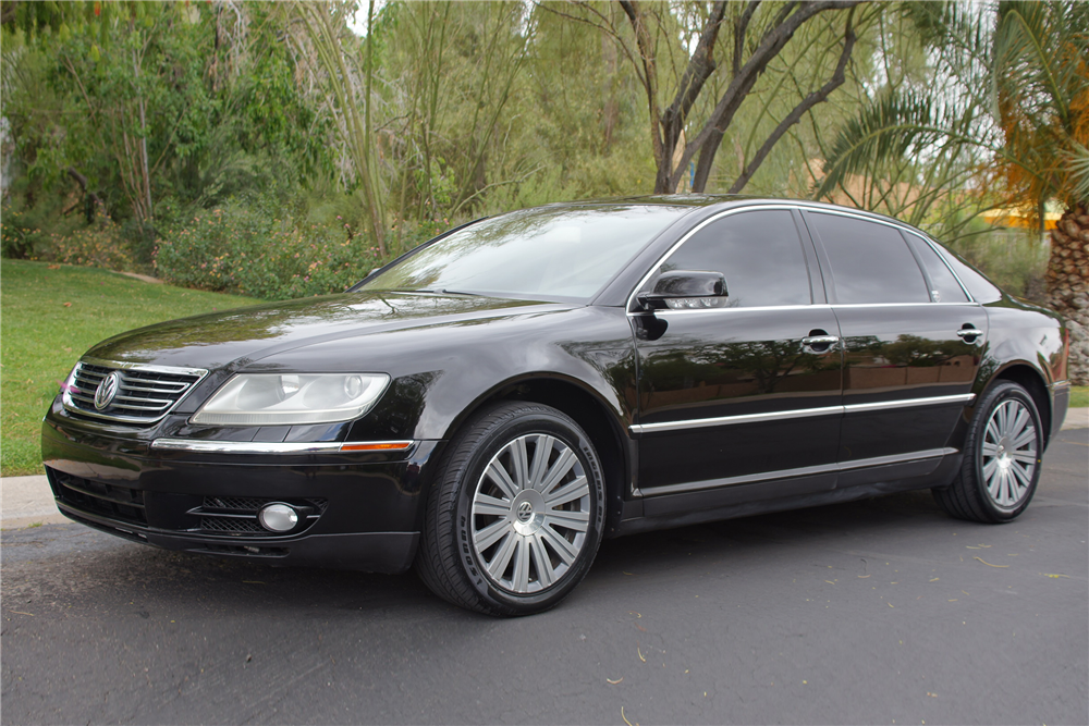 2005 VOLKSWAGEN PHAETON SEDAN