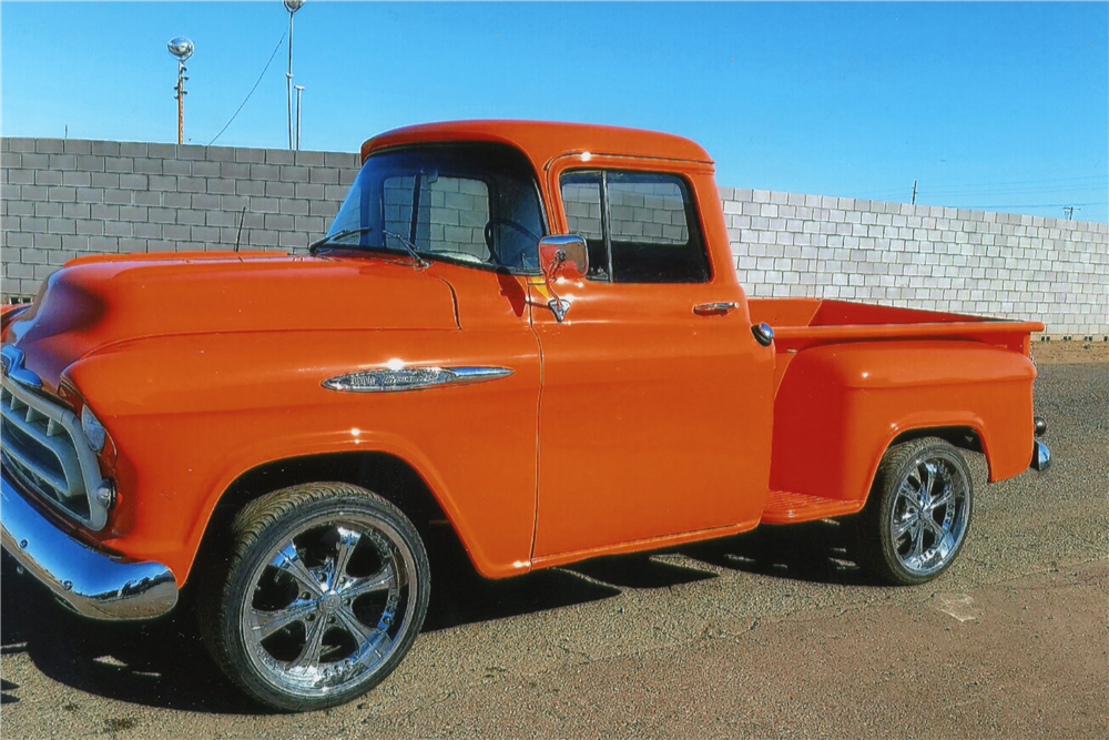 1957 CHEVROLET CUSTOM PICKUP