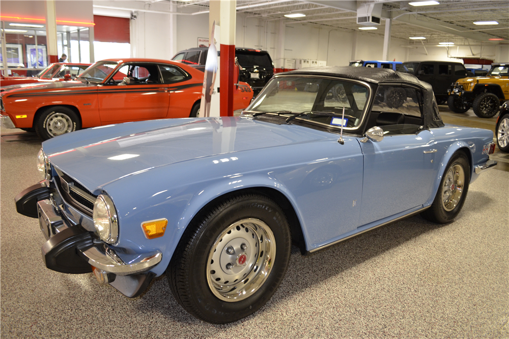 1974 TRIUMPH TR-6 CONVERTIBLE