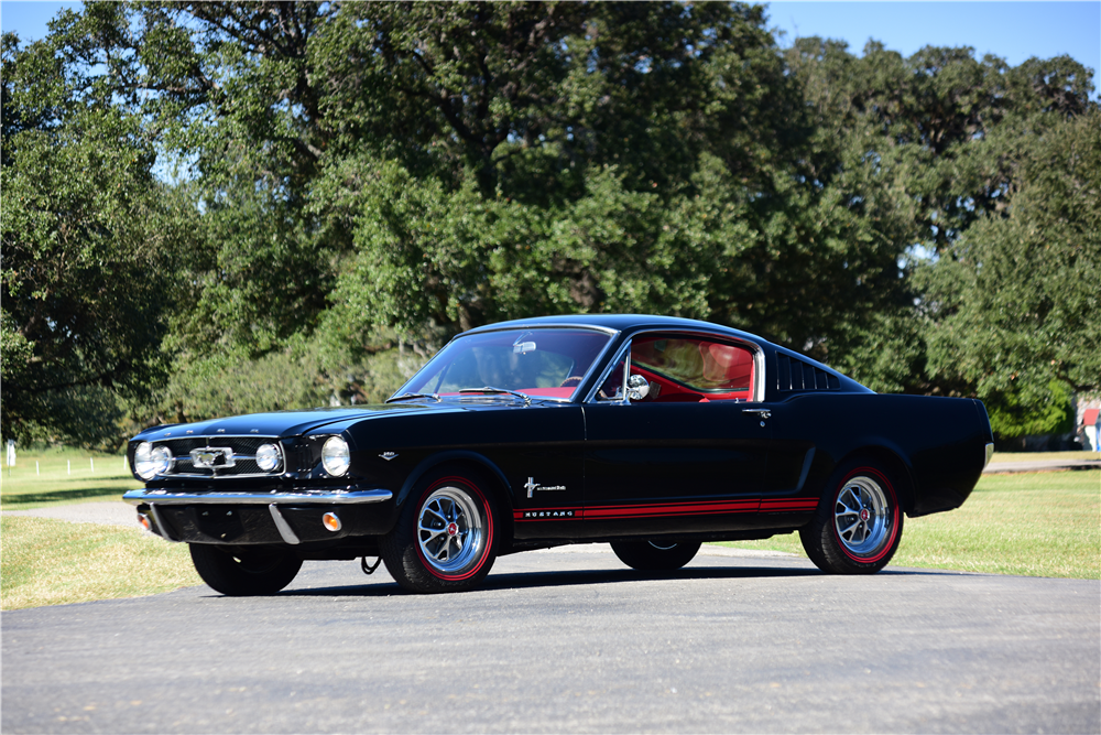 1965 FORD MUSTANG FASTBACK