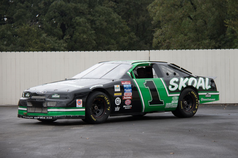 1995 FORD THUNDERBIRD NASCAR 