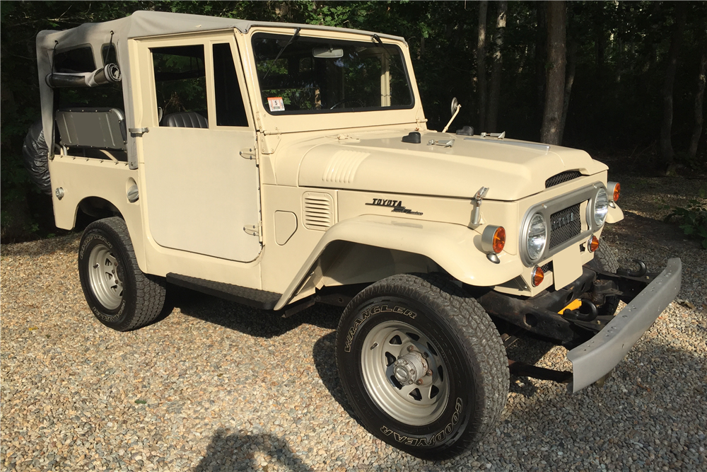 1967 TOYOTA LAND CRUISER FJ-40 