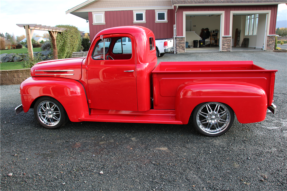 1949 FORD CUSTOM PICKUP