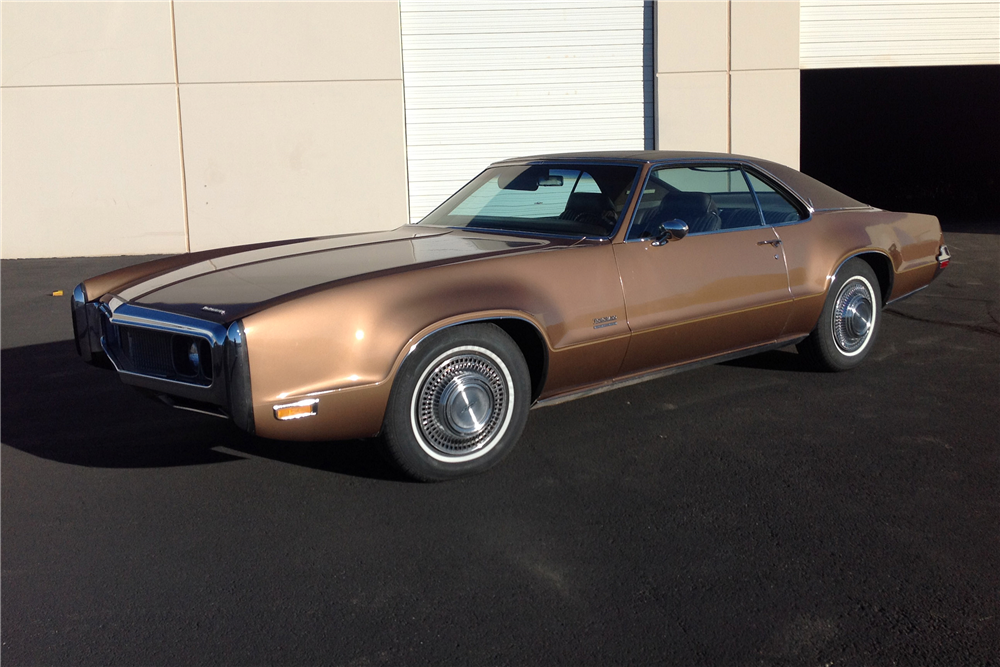 1970 OLDSMOBILE TORONADO 