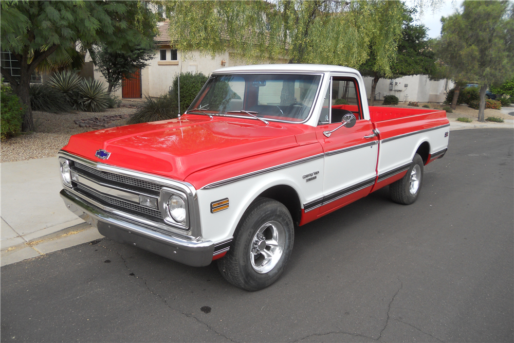 1969 CHEVROLET C-10 CUSTOM DELUXE PICKUP