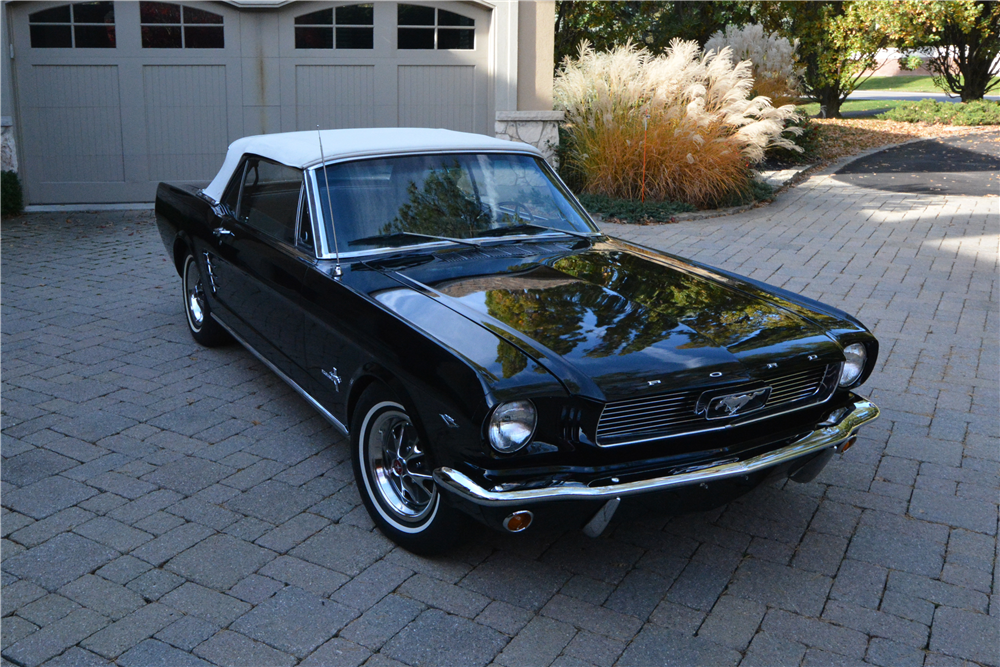 1966 FORD MUSTANG CONVERTIBLE