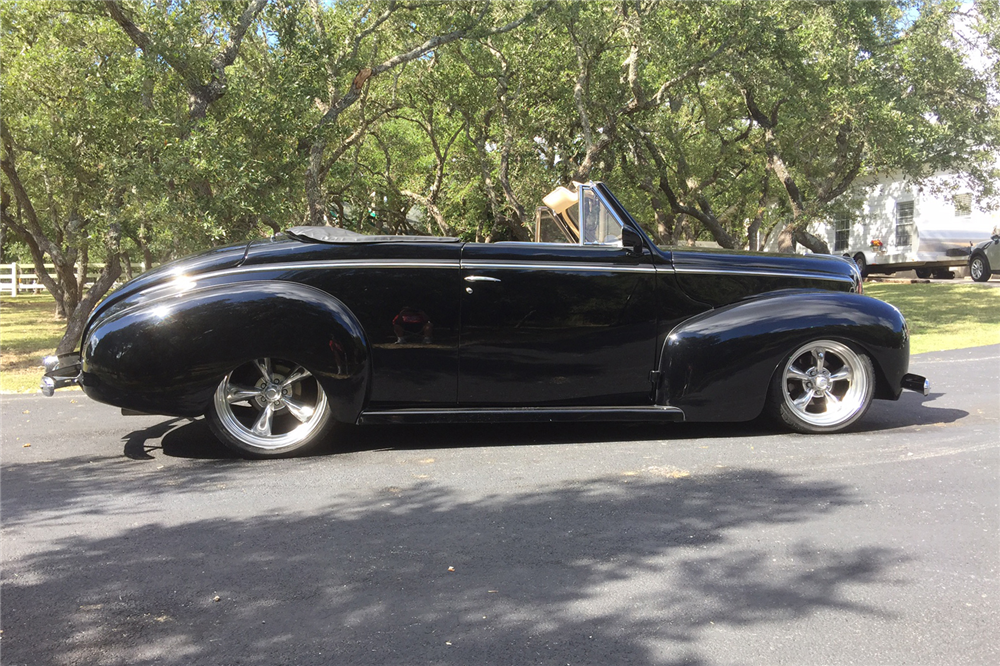 1939 MERCURY CONVERTIBLE