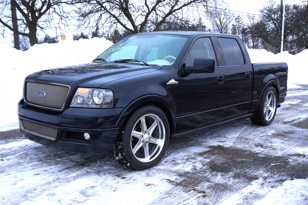 2004 FORD F-150 CUSTOM PICKUP