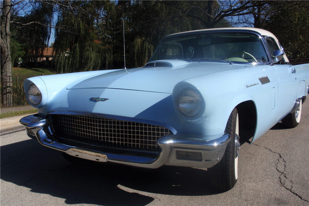 1957 FORD THUNDERBIRD CONVERTIBLE