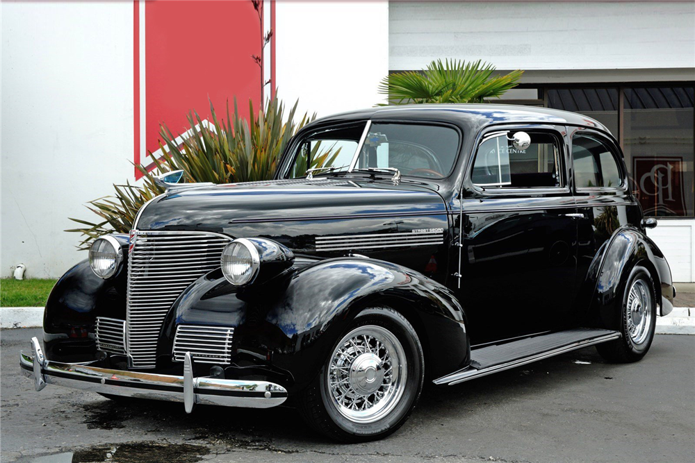 1939 CHEVROLET CUSTOM COUPE