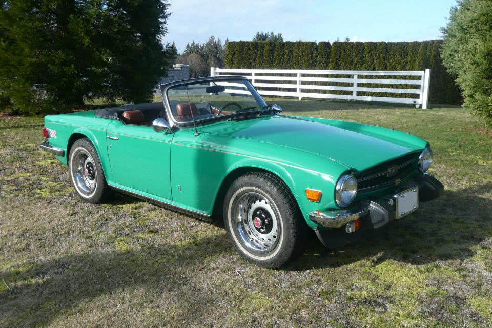 1975 TRIUMPH TR-6 ROADSTER