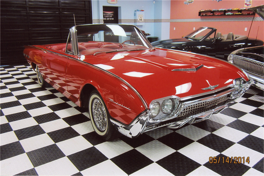 1962 FORD THUNDERBIRD CONVERTIBLE