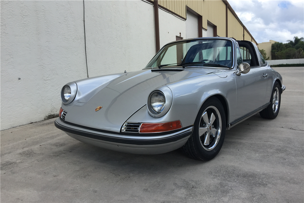 1971 PORSCHE 911T 