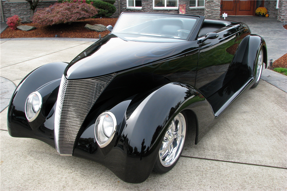 1937 FORD CUSTOM ROADSTER