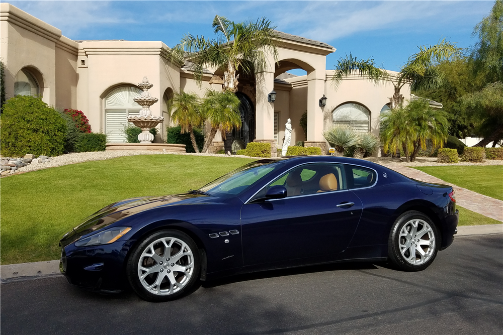 2009 MASERATI GRANTURISMO 