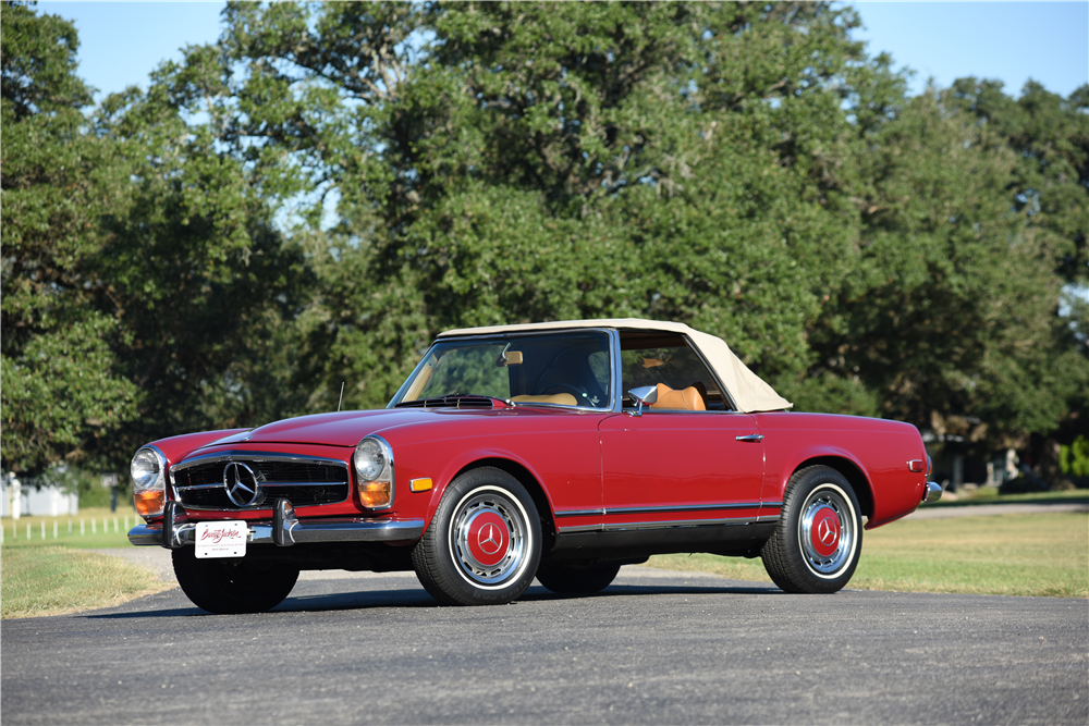 1970 MERCEDES-BENZ 280SL CONVERTIBLE