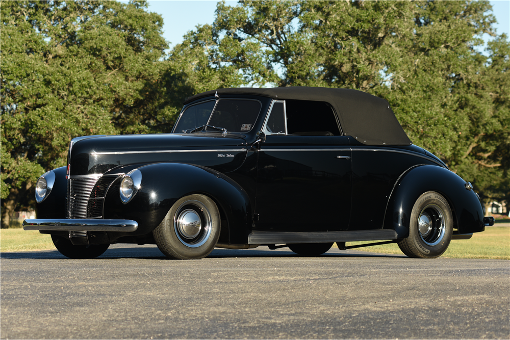 1940 FORD DELUXE CUSTOM CONVERTIBLE