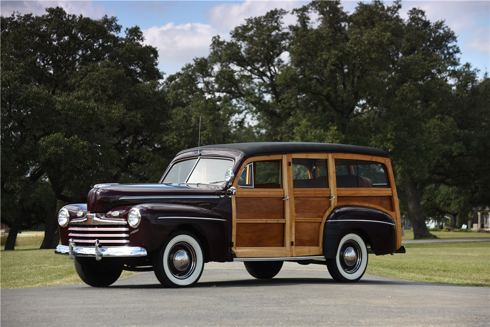 1946 FORD SUPER DELUXE WOODY WAGON