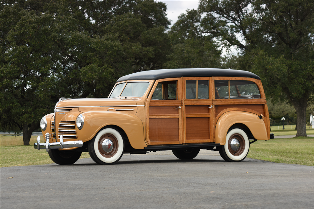 1940 PLYMOUTH WOODY WAGON