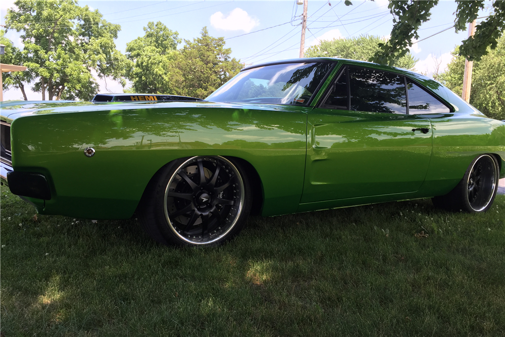 1970 DODGE CHARGER R/T CUSTOM HARDTOP