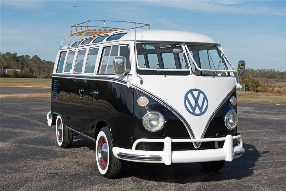 1967 VOLKSWAGEN 21-WINDOW DELUXE BUS