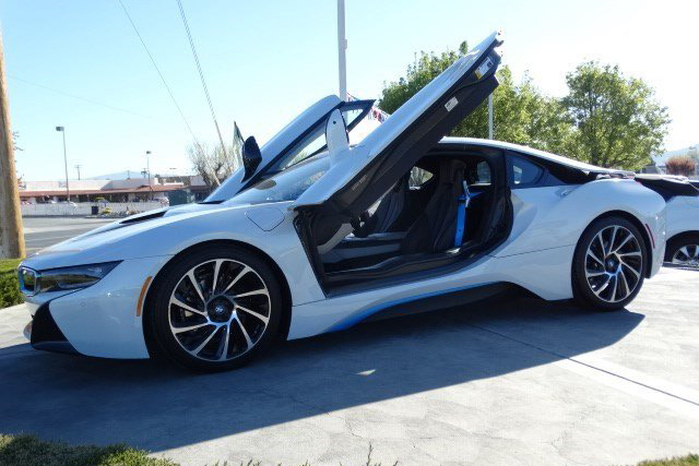 2014 BMW I8 