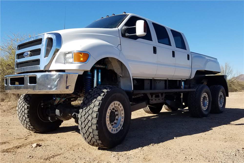 2004 FORD F-650 CUSTOM PICKUP