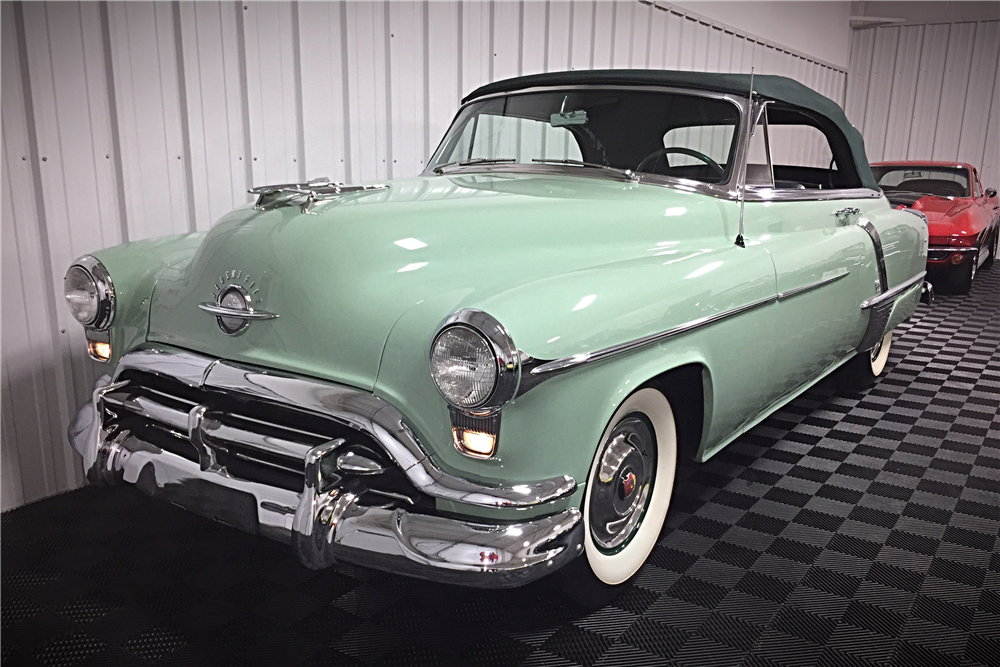 1952 OLDSMOBILE SUPER 88 CONVERTIBLE