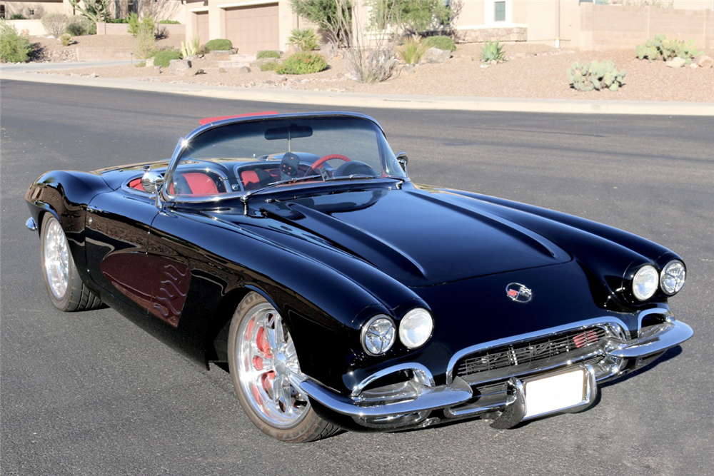 1962 CHEVROLET CORVETTE CUSTOM ROADSTER