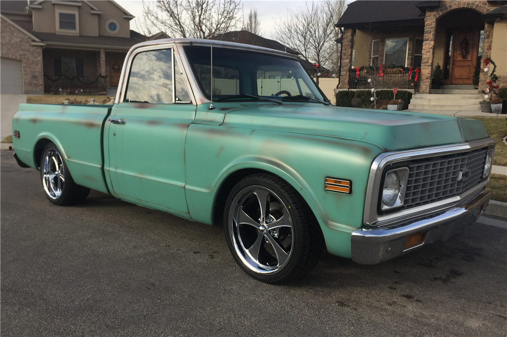 1972 CHEVROLET C-10 CUSTOM PICKUP