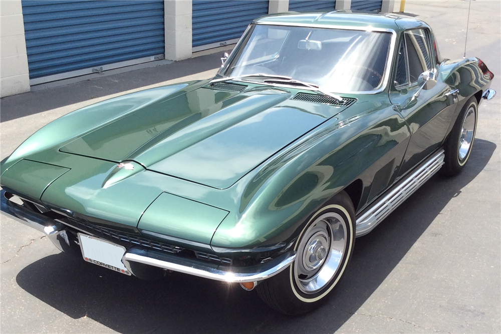 1967 CHEVROLET CORVETTE 327/300