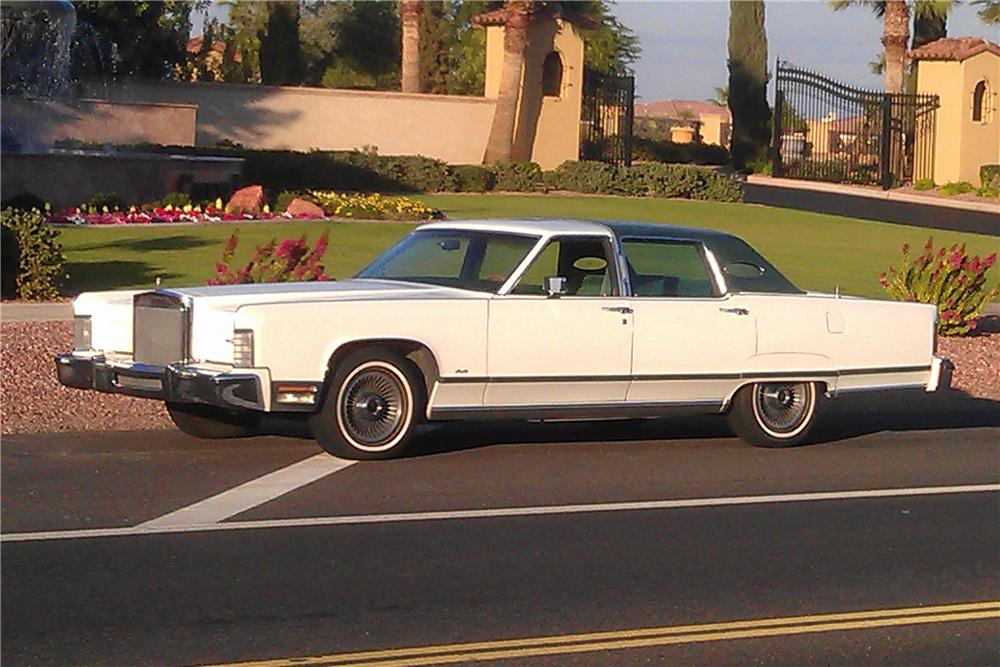 1977 LINCOLN CONTINENTAL 4 DOOR SEDAN