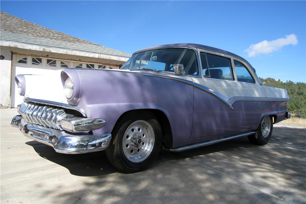 1956 FORD FAIRLANE CUSTOM 2 DOOR HARDTOP