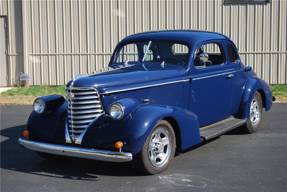 1938 OLDSMOBILE CUSTOM CLUB COUPE