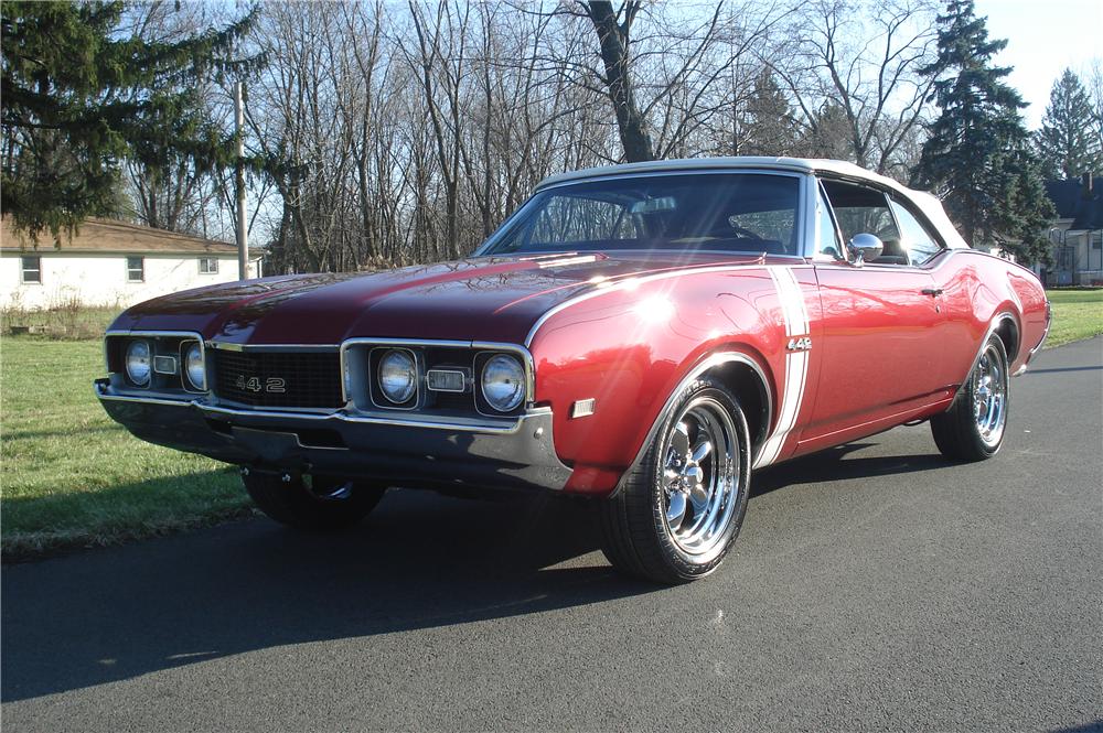 1968 OLDSMOBILE 442 CONVERTIBLE