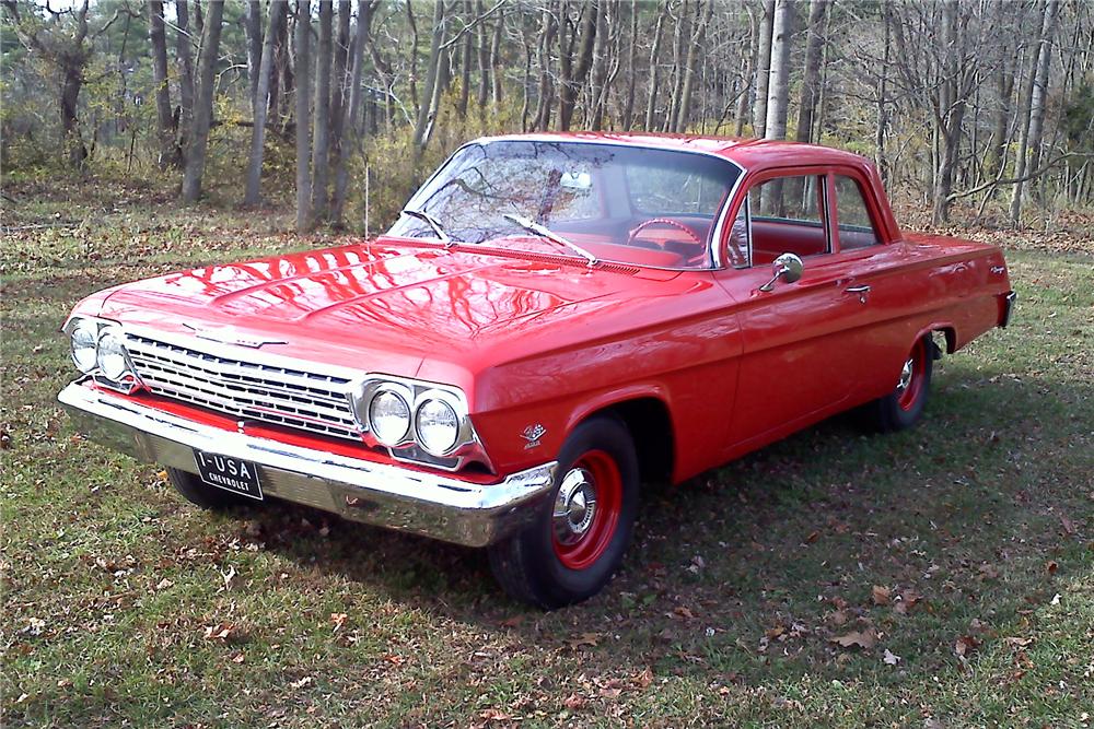 1962 CHEVROLET BISCAYNE 2 DOOR HARDTOP