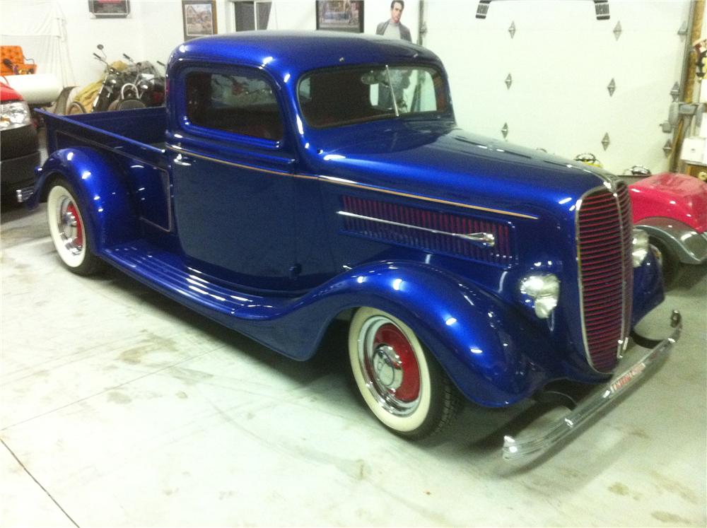 1937 FORD CUSTOM PICKUP